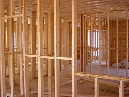Skelettbauweise mit Holzbalken