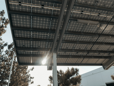 Solarcarport von unten