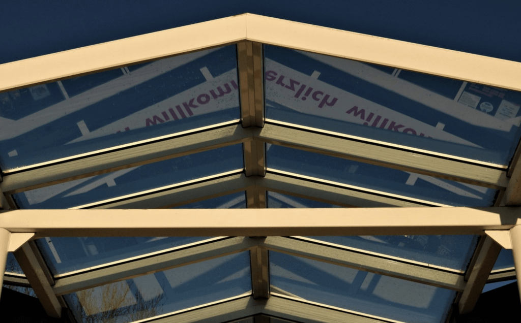 Freistehende Terrassenüberdachung