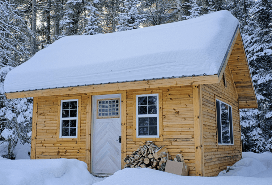 Winterfestes Blockbohlenhaus Isolierte Modelle, Preise und Anbieter